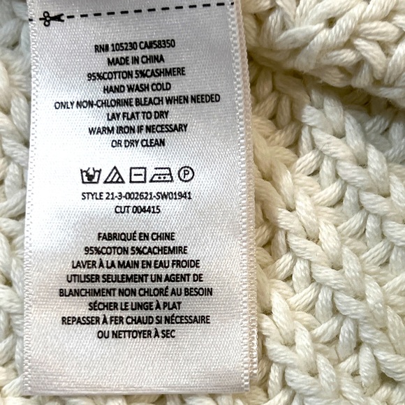 NWOT Joie Emera Turtleneck - Picture 14 of 15